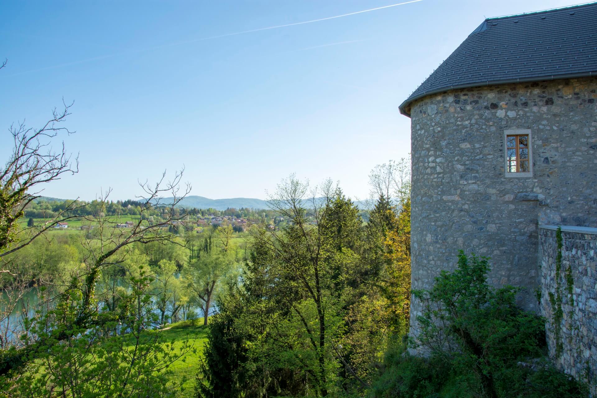 Po sprehodu v grajski SPA na Gradu Vinica