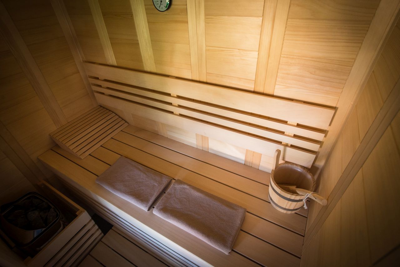 Sprostitev v lesenem zavetju Kozolca Skok Mozirje